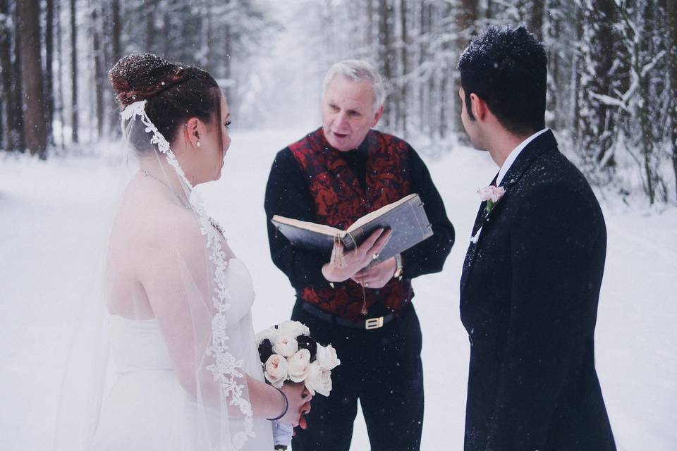 Winter Ceremony Photography