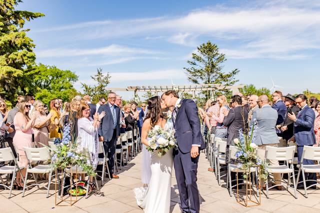 Ceremony Kiss
