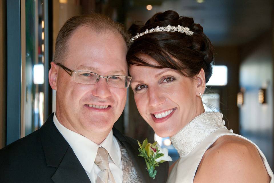 Regina, Saskatchewan bride and groom