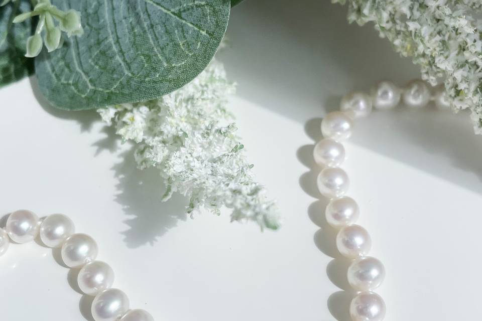 Stunning strand of Pearls