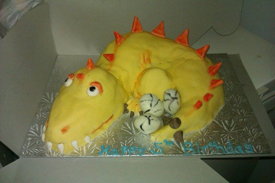 dino cake.jpg