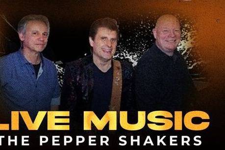 Live music: the Pepper Shakers