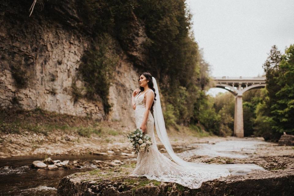 Bridal portrait at Elora