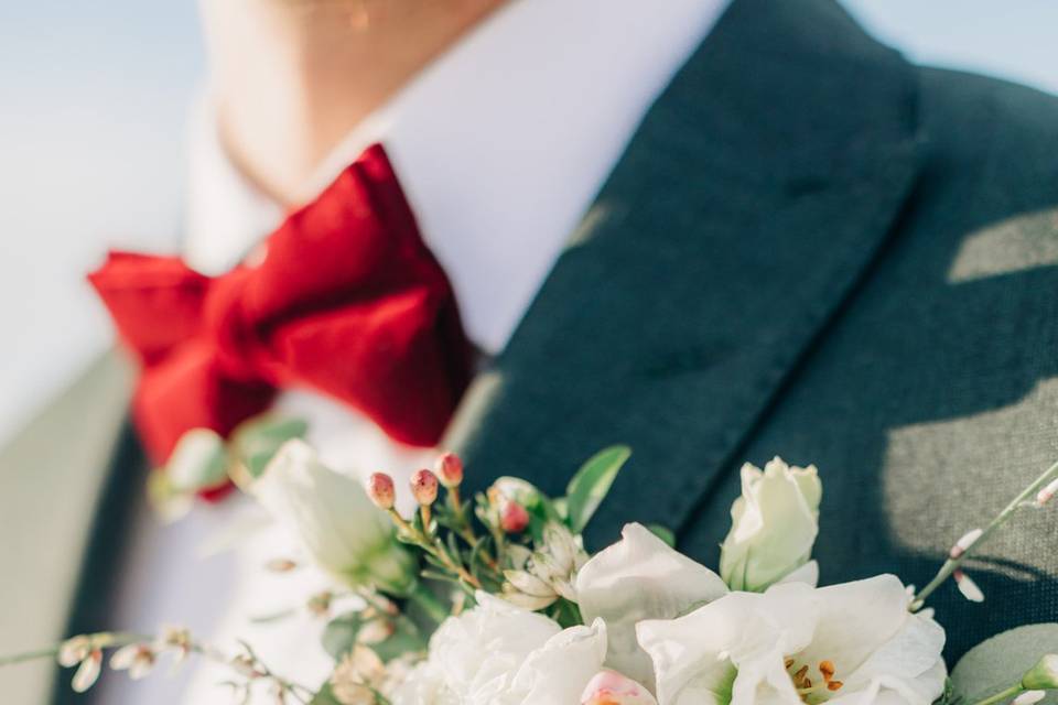 Stunning pocket boutonniere