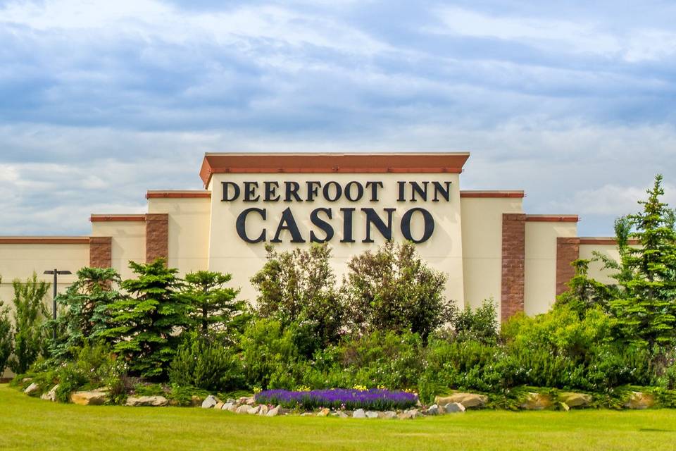 Deerfoot Inn & Casino - Venue - Calgary - Weddingwire.ca