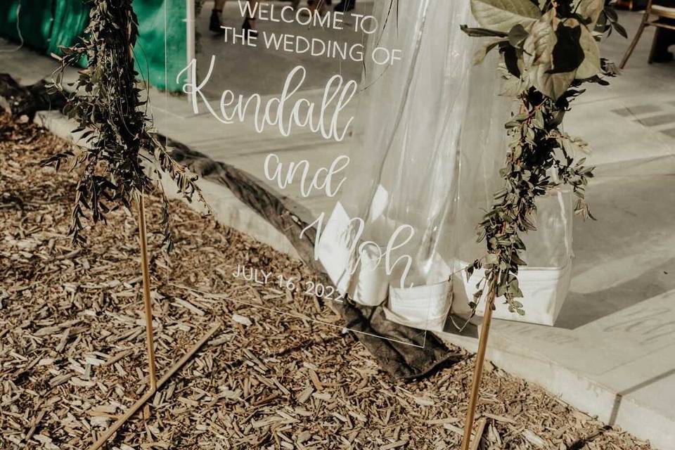 Custom welcome sign