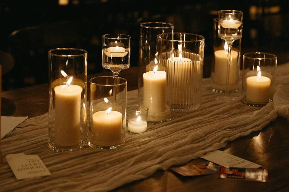 Reception candlelit barn