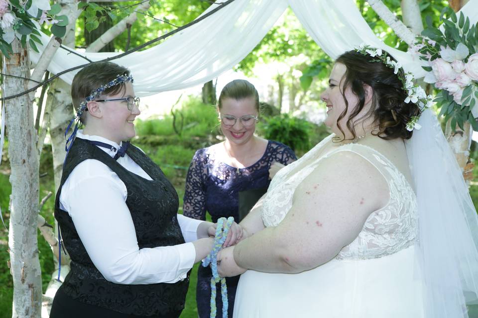 Handfasting outdoors