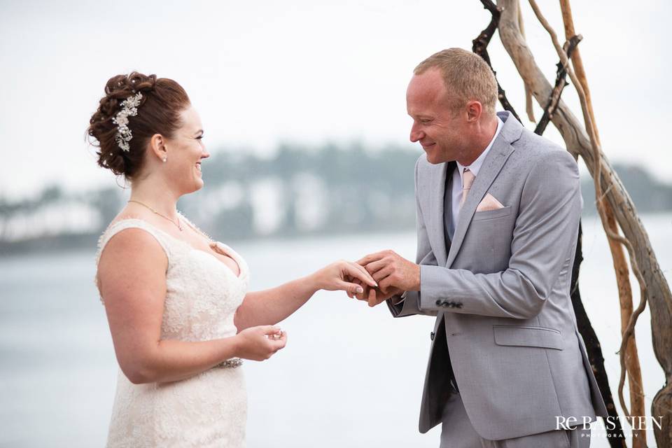 Swapping rings - Re Bastien Photography