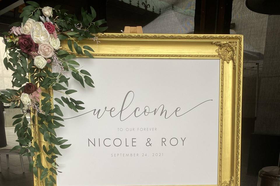 N&R - Welcome Sign