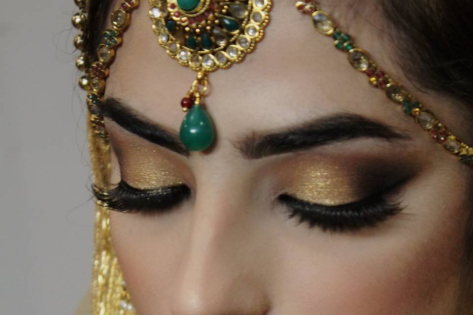 Bridal makeup