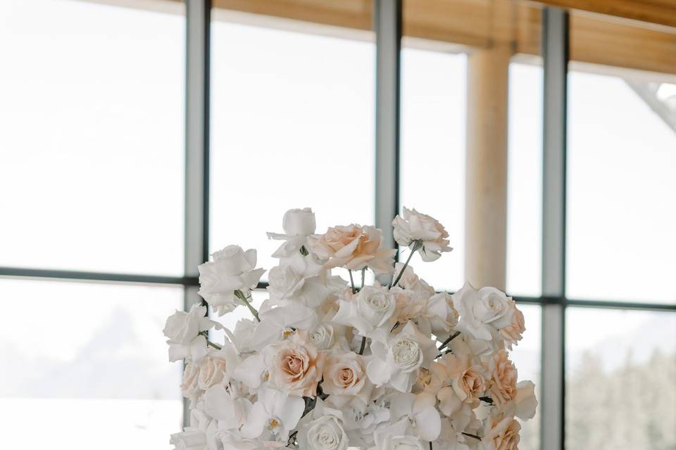 Rose and orchid centerpiece