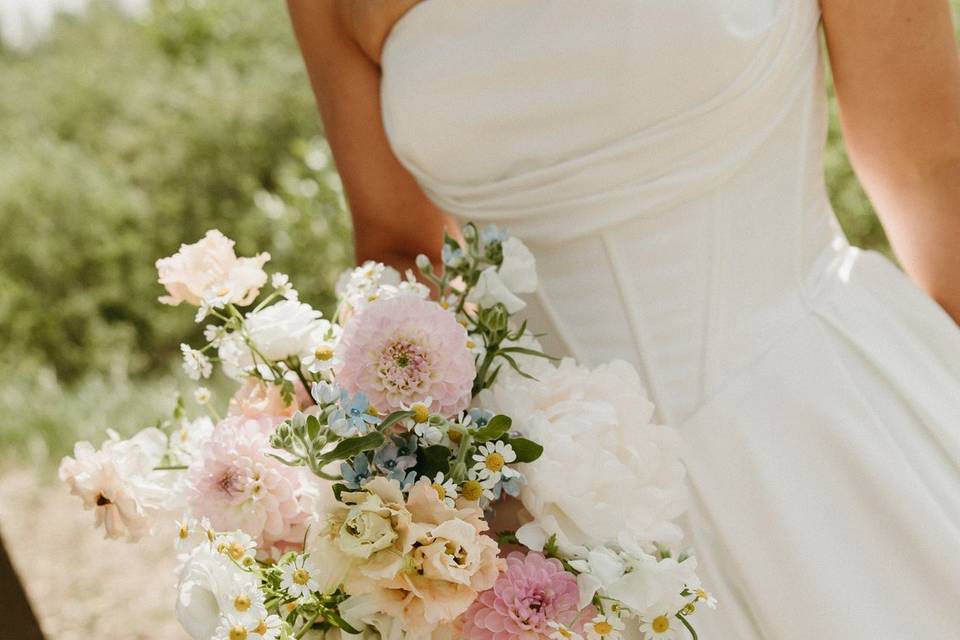 Pastel wildflower bouquet