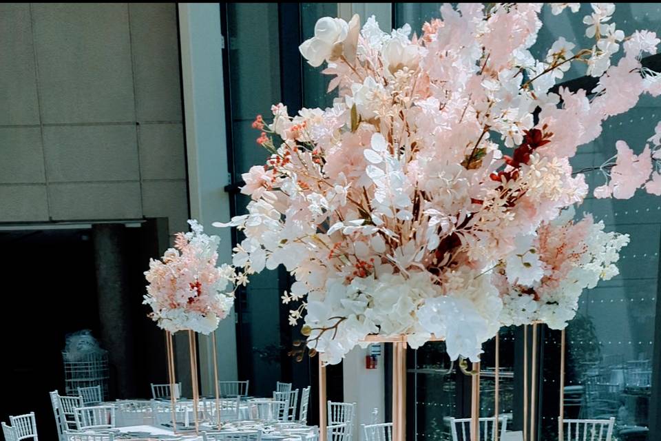 Centerpiece 1