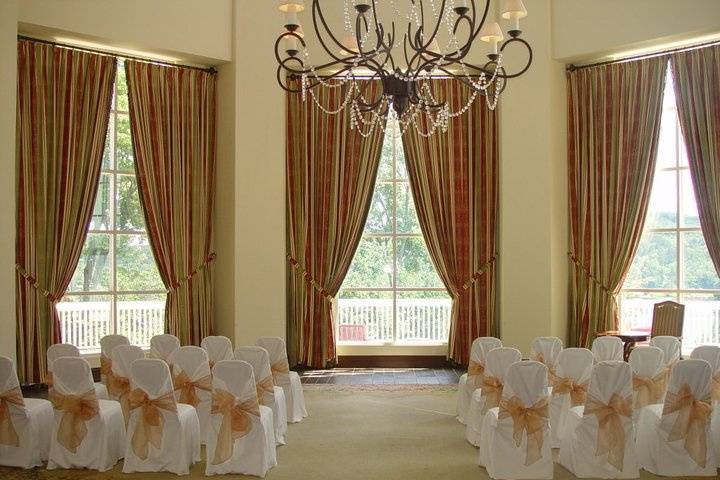 Indoor ceremony