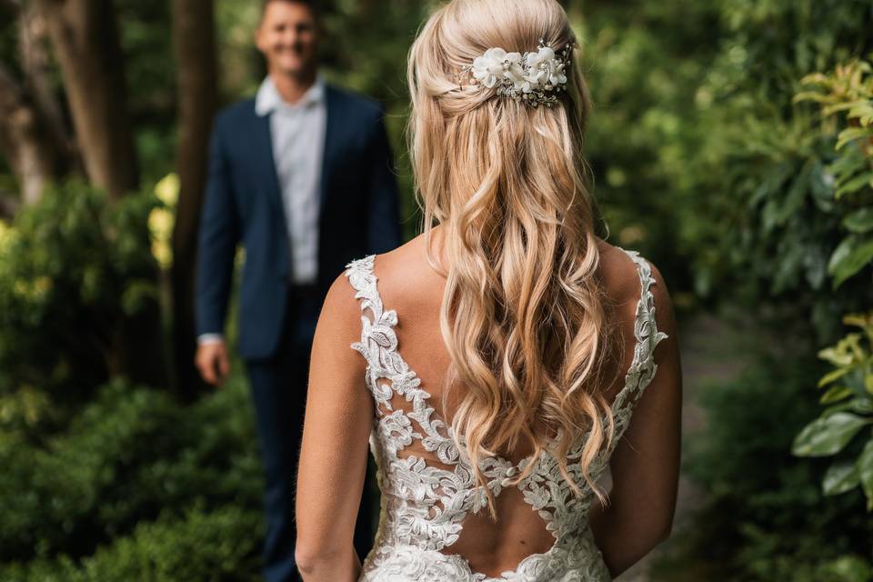 Bridal hair and makeup