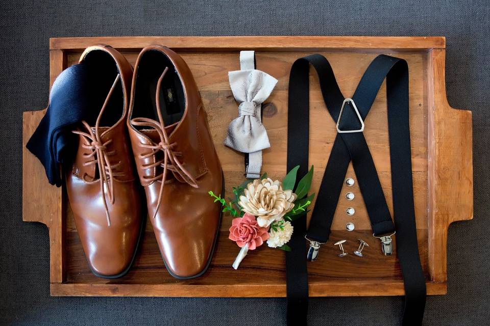 Groom Accessories