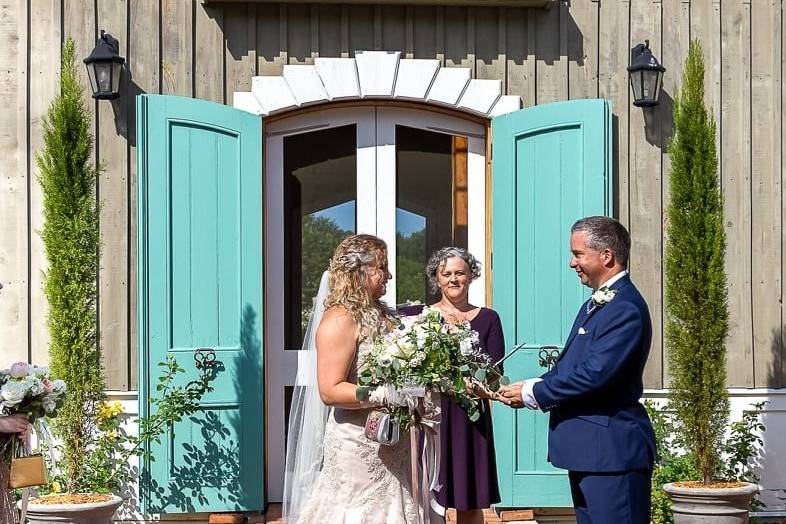 Vows in the courtyard