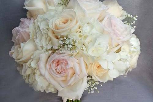 BLUSH PINK PEACH GARDEN ROSE BABIES BREATH BOUQUET 500.jpg