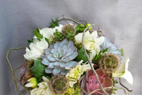 SUCCULENT SCABIOSA POPPY PODS DAHLIA WILLOW BOUQUET 500.jpg