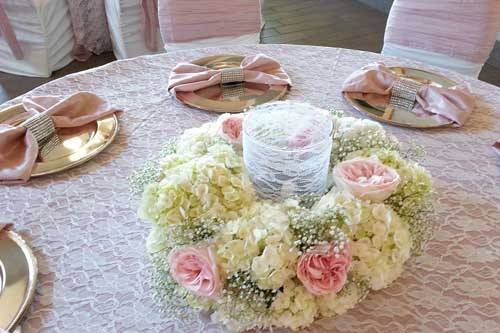 IVORY HYDRANGEA PINK GARDEN ROSE BABIES BREATH RONG CENTEPRIECE WITH LACE WRAPPED VASE 500.jpg