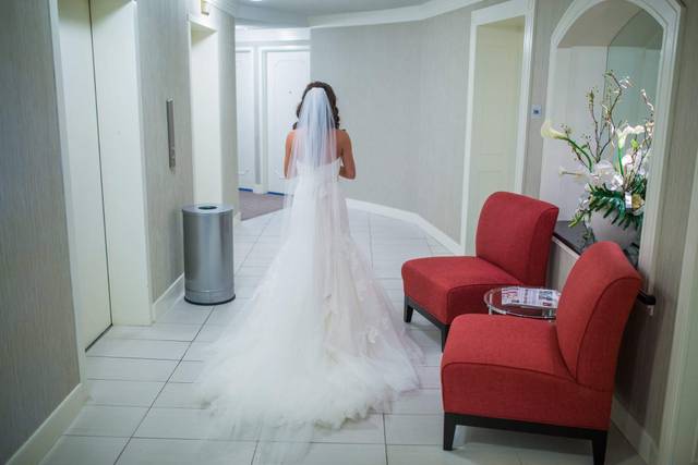 edmonton wedding dress tailors