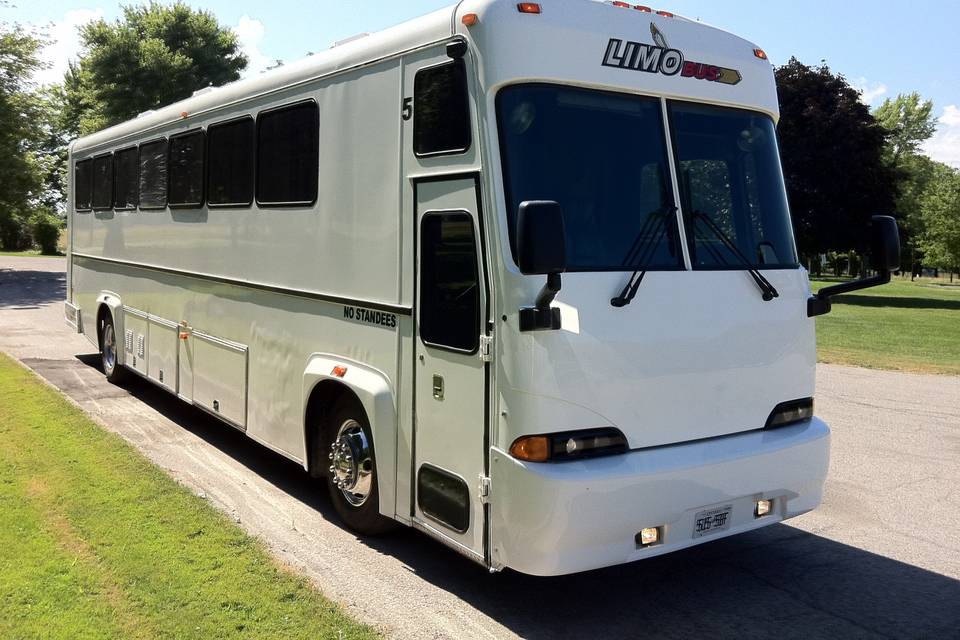 40 passenger limo Bus