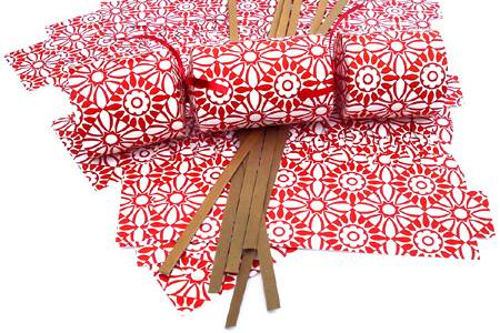 Red and White Cracker Kits