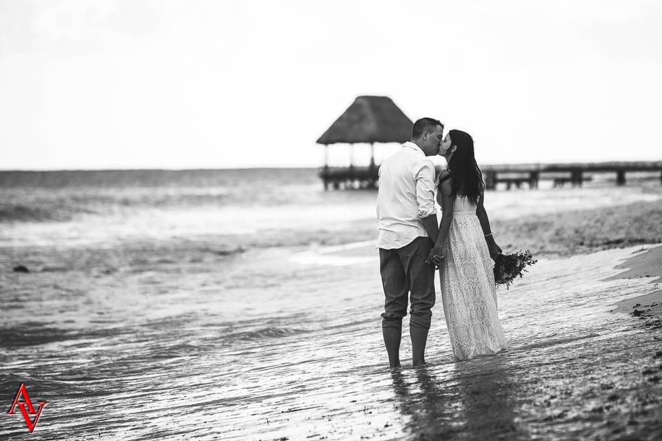 Trash The Dress, Cancun Mexico