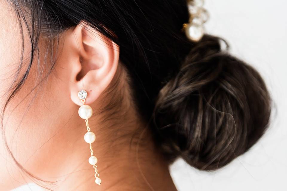 Cecily Pearl Earrings