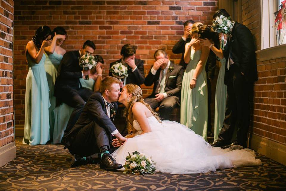 Sarah & Jake's wedding Niagara