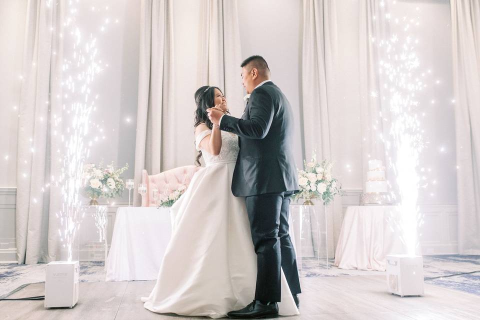 First Dance White Sparklers