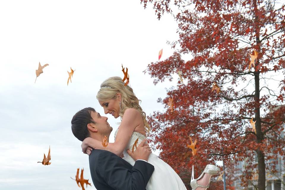 Fall leaves wedding
