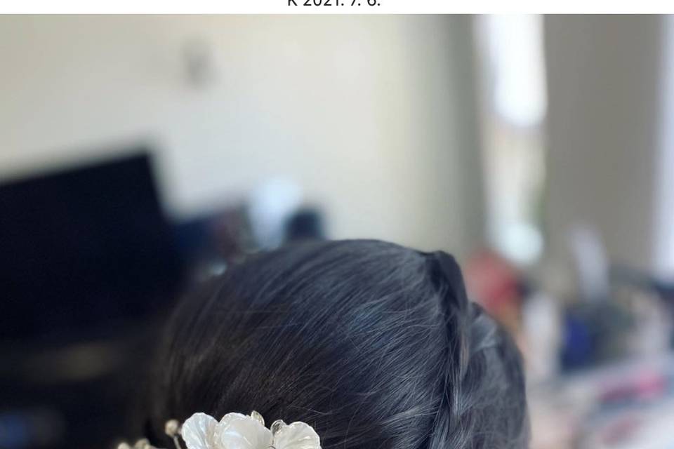 Flower updo