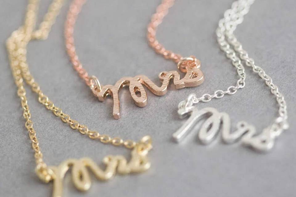 Mrs.Necklace
