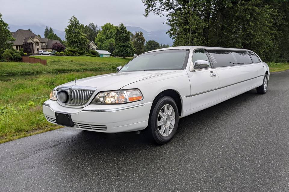 Enrapture Limousine LLP