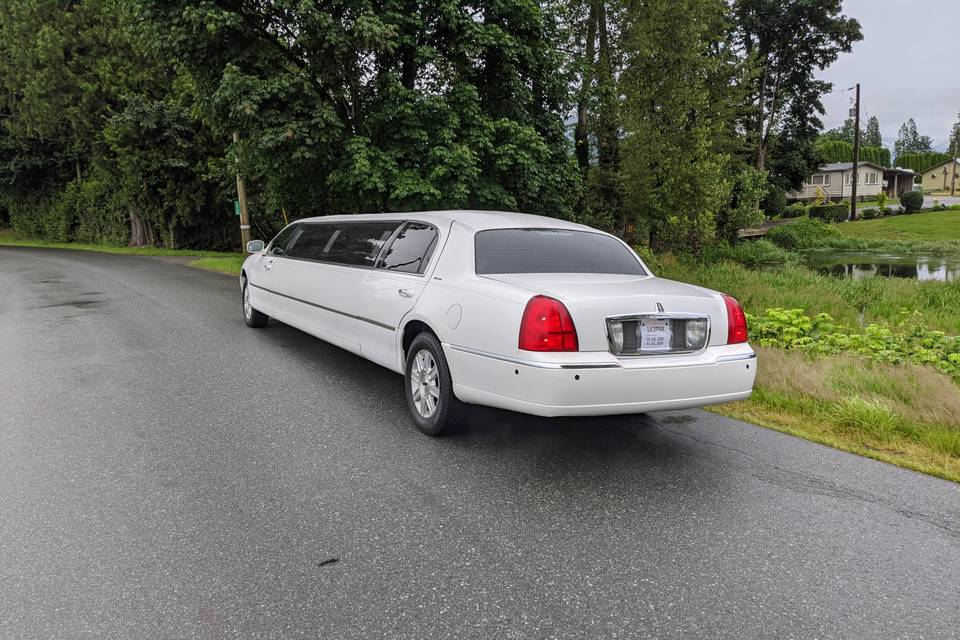 Enrapture Limousine LLP