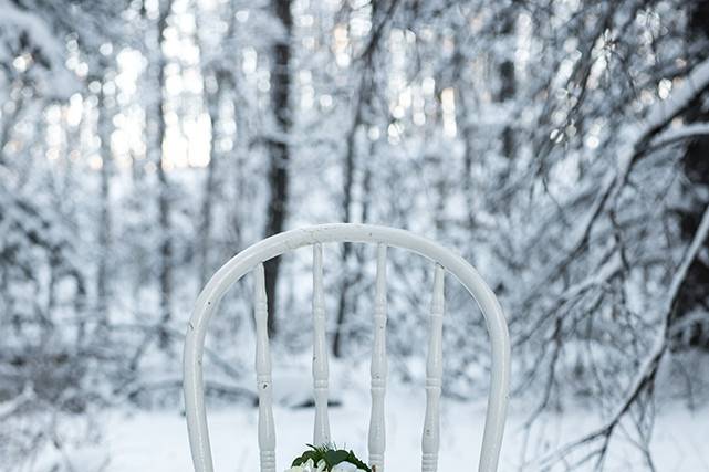 Winter Woodland Styled Shoot-53.png