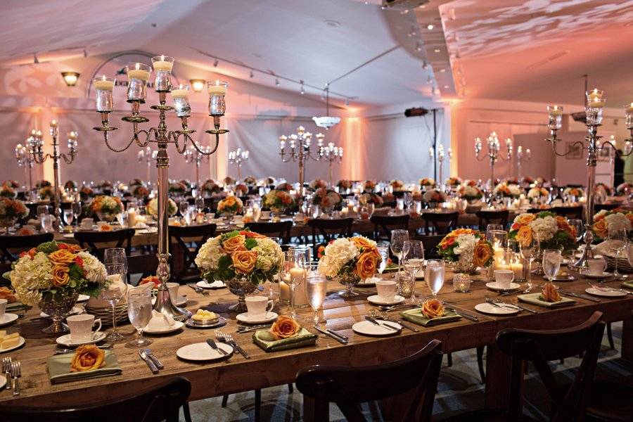 Rustic glam reception decor