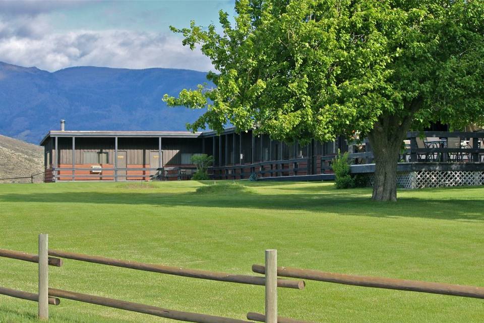 Ceremony Location / Grass Area