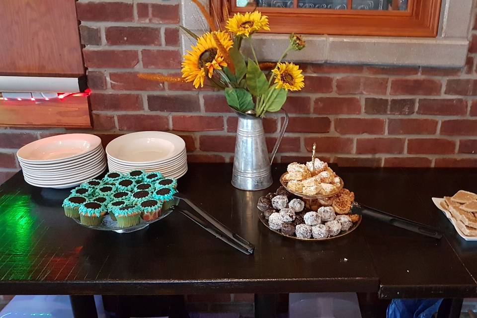 Simple dessert table setup