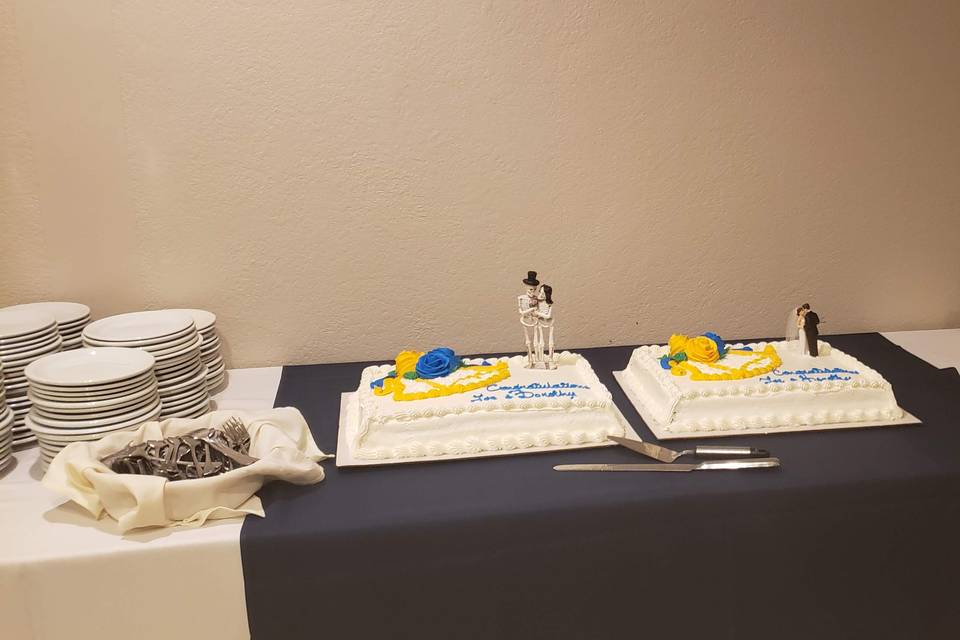 Cake table setup