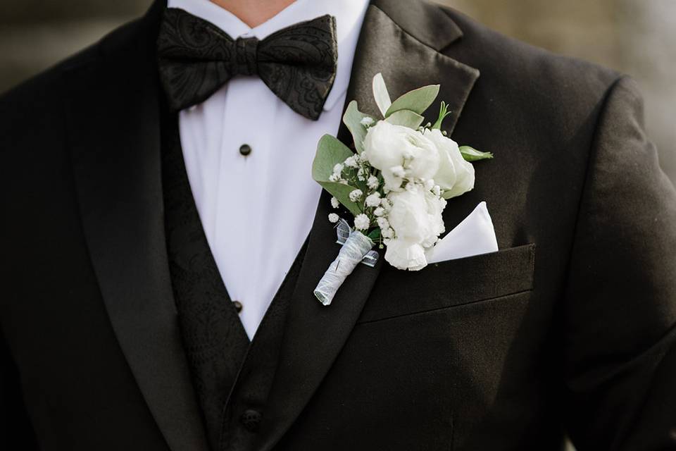 Groom's Details