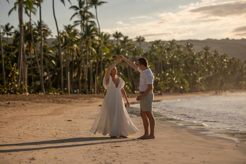 Beach wedding in Las Terrenas