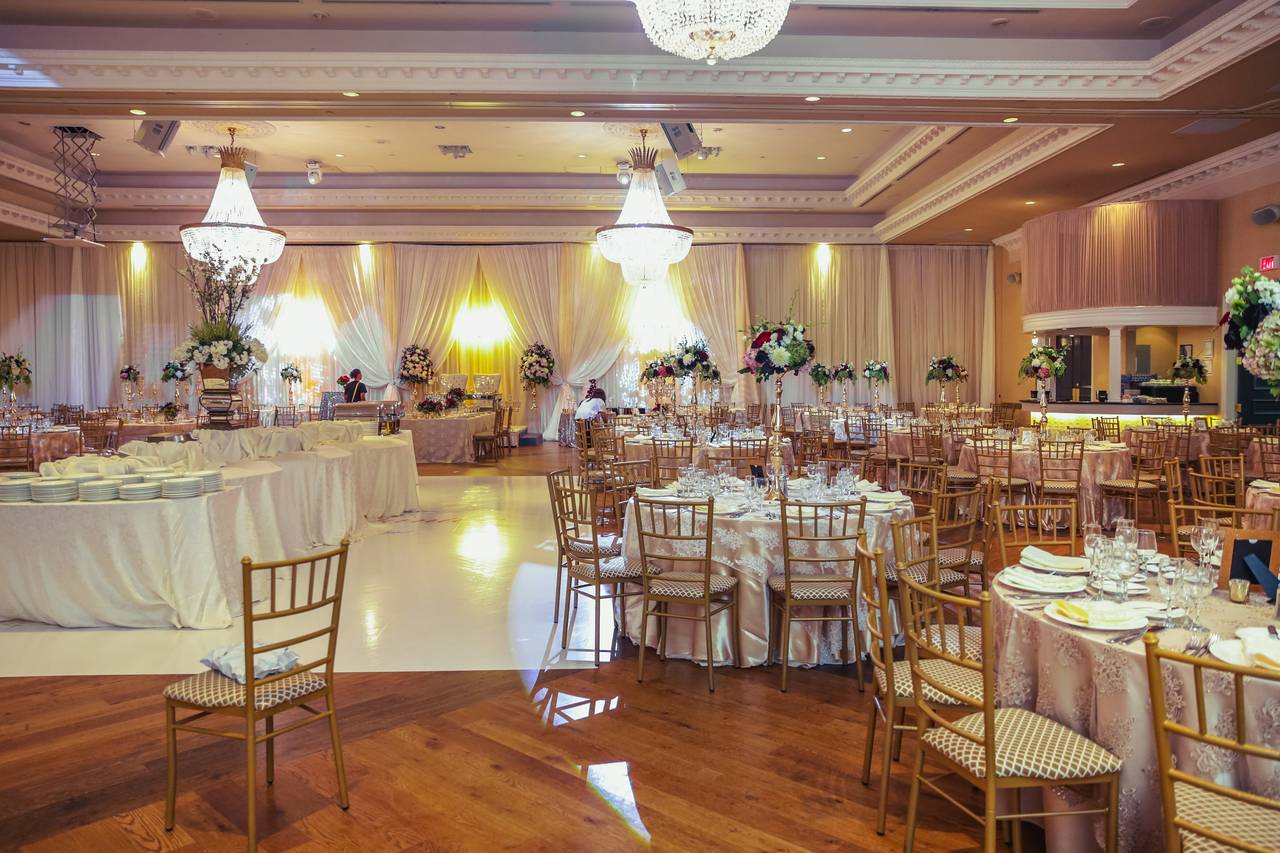 The Royalton Hospitality - Venue - Woodbridge - Weddingwire.ca