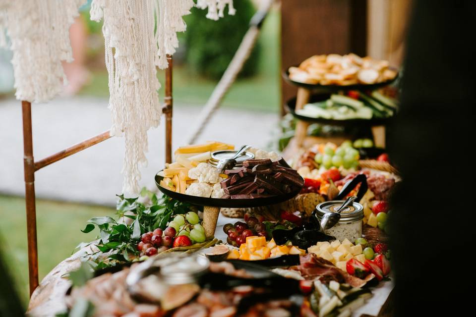 Winter Wedding Table Setup