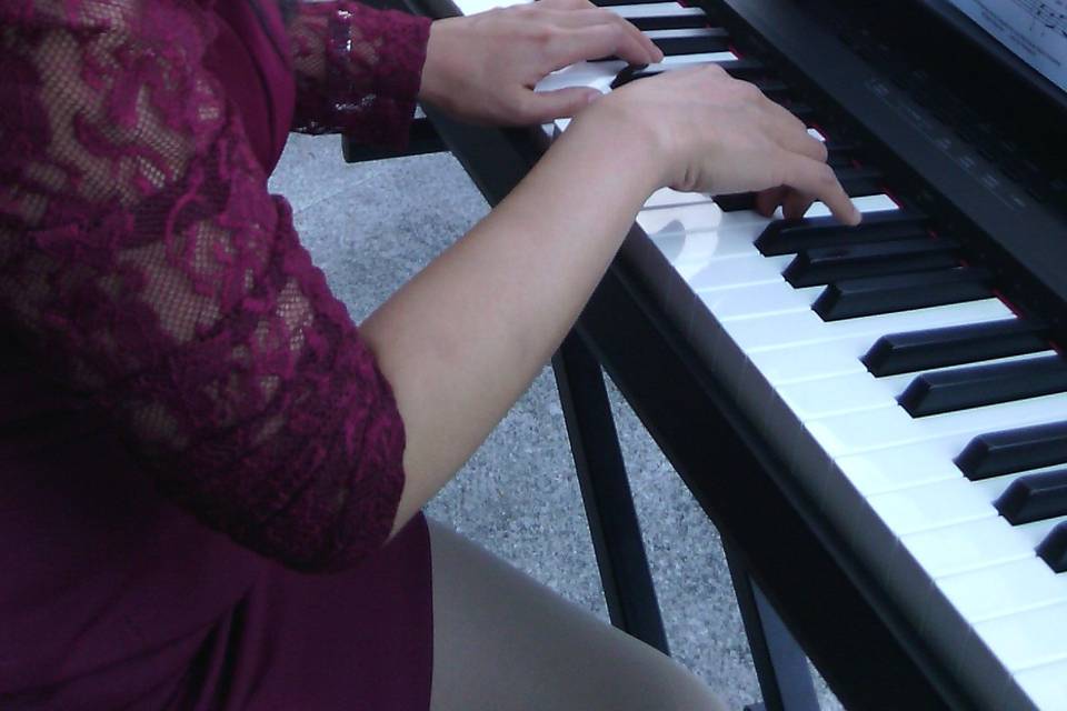 Pianist Maggie