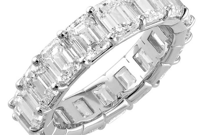 Cushion Cut Diamond Eternity Band.jpg