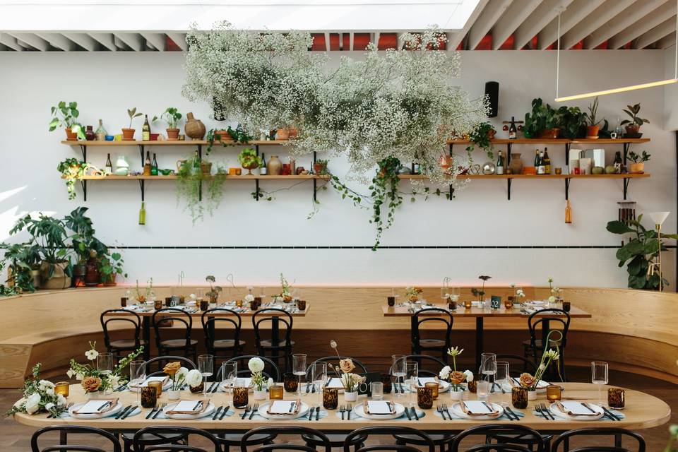 Modern restaurant wedding