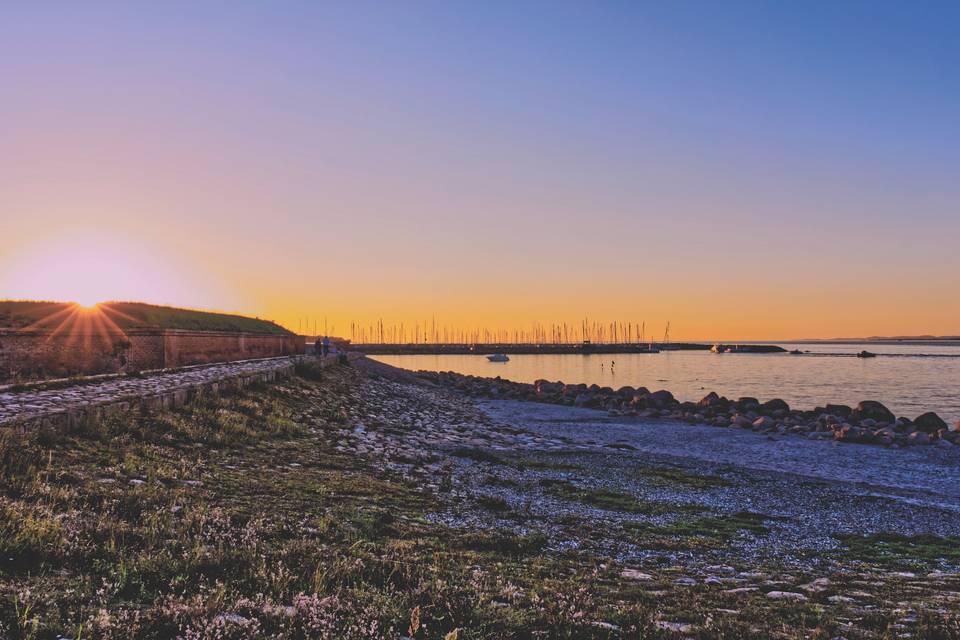 On the dock of the bay, DK